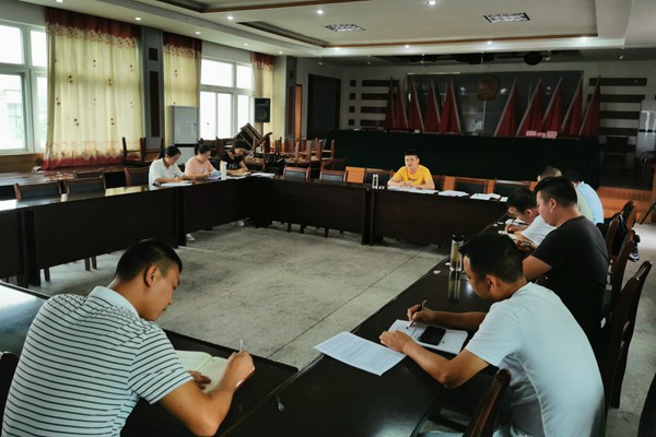 唐田鎮(zhèn)扎實(shí)開(kāi)展非公企業(yè)和社會(huì)組織情況摸底工作.jpg